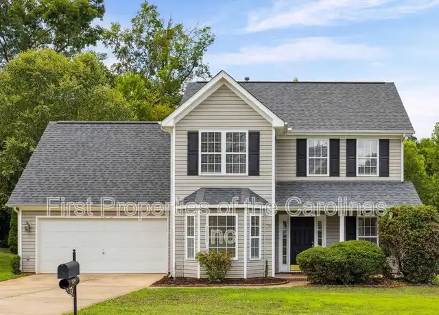 Property at 400 Riverfront Pkwy, Mount Holly, NC, 28120, 3 beds, 2.5 baths, [object Object]