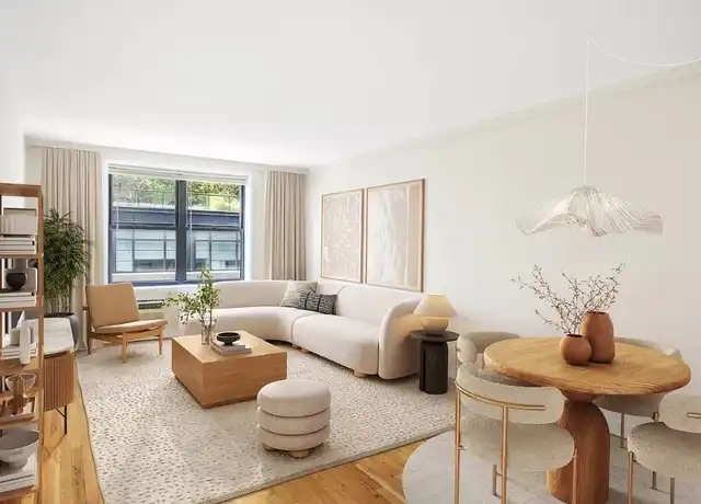 Property at 165 Christopher St Unit 5X, New York, NY, 10014, 1 bed, 1 bath, [object Object]