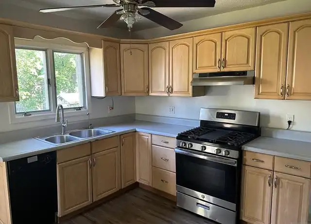 Property at 207 Roosevelt Ave, Westwood, NJ, 07675, 3 beds, 1 bath, [object Object]