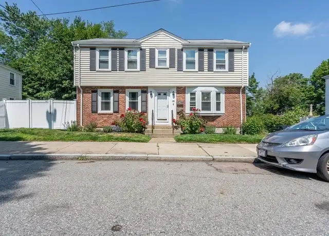 Property at 19 Grew Hill Rd Unit 2, Boston, MA, 02131, 2 beds, 1 bath, [object Object]