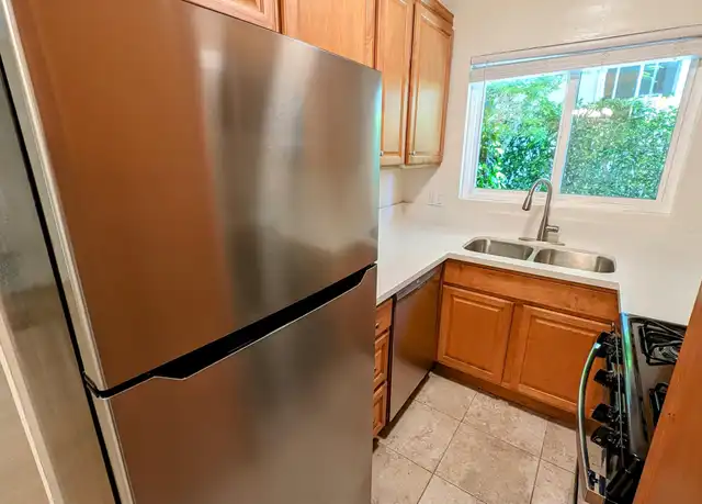 Property at 1720 Camden Ave, Los Angeles, CA, 90025, 1 bed, 1 bath, [object Object]