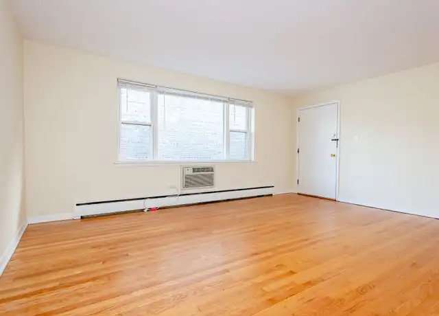 Property at 1032 Washington Blvd Unit 1032-11, Oak Park, IL, 60302, 2 beds, 1 bath, [object Object]