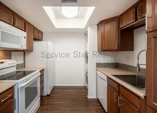 Property at 729 W Coolidge St #213, Phoenix, AZ, 85013, 1 bed, 1 bath, [object Object]
