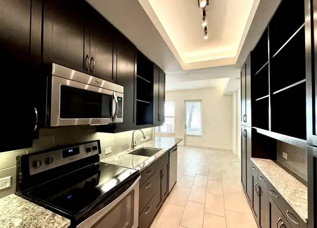 Property at 2303 Mid Ln Unit 226, Houston, TX, 77027, 1 bed, 1 bath, [object Object]