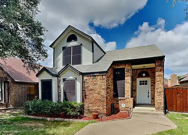 Property at 2008 Feather Ln, Lewisville, TX, 75077, 3 beds, 2 baths, [object Object]