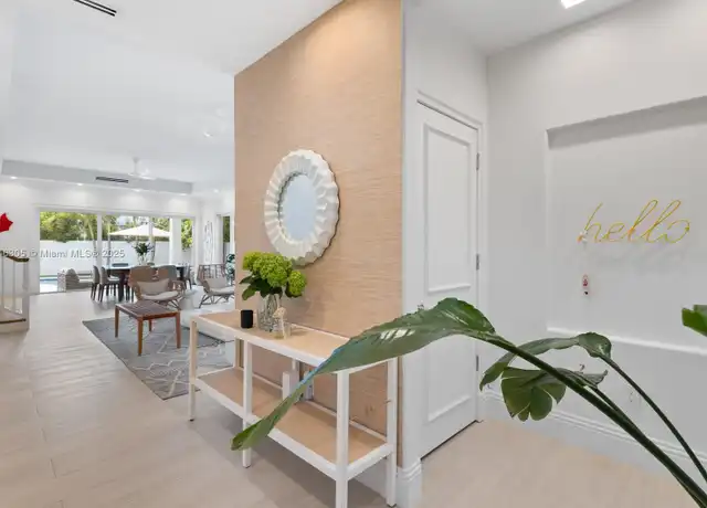 Property at 5 Coconut Ln, Key Biscayne, FL, 33149, 5 beds, 6.5 baths, [object Object]