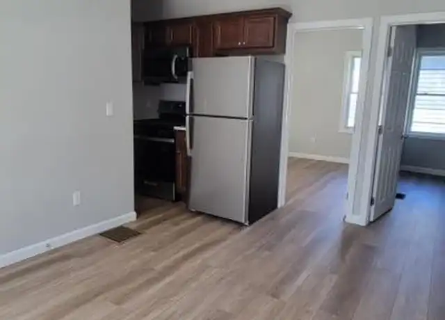 Property at 498 William St, Fall River, MA, 02721, 2 beds, 1 bath, [object Object]