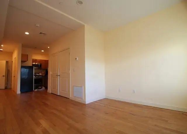 Property at 140 Union St Unit 408, Lynn, MA, 01901, 0 beds, 1 bath, [object Object]