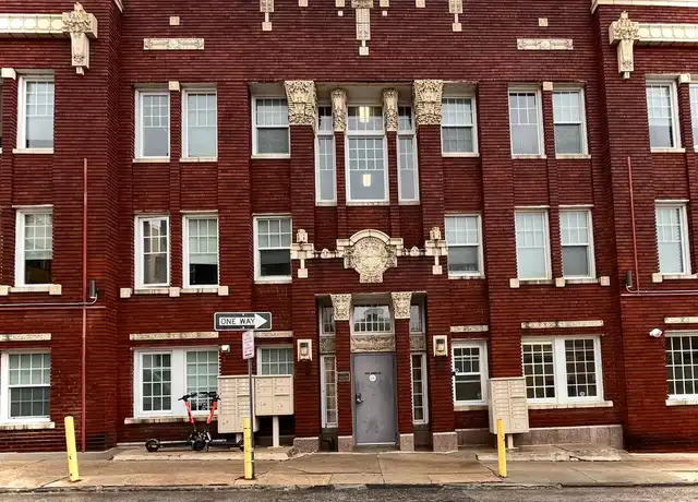 Property at 2243 Jones St, Omaha, NE, 68102, 1 bed, 1 bath, [object Object]