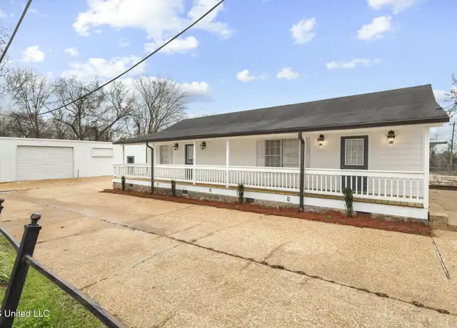 Property at 1030 Greymont Ave, Jackson, MS, 39202, 2 beds, 2 baths, [object Object]