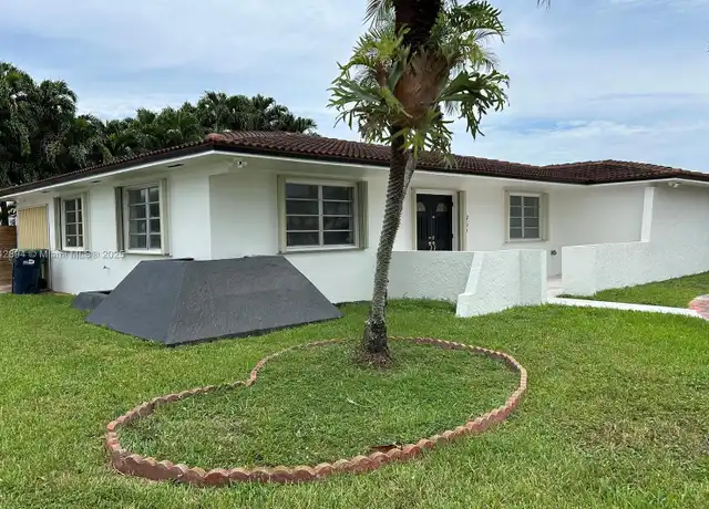 Property at 955 SW 87th Ct, Miami, FL, 33174, 3 beds, 2 baths, [object Object]