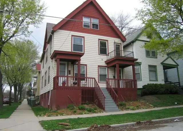 Property at 1700 E Belleview Pl, Milwaukee, WI, 53211, 3 beds, 1 bath, [object Object]