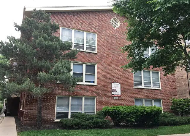 Photo of 541 Hinman Ave, Evanston, IL 60202