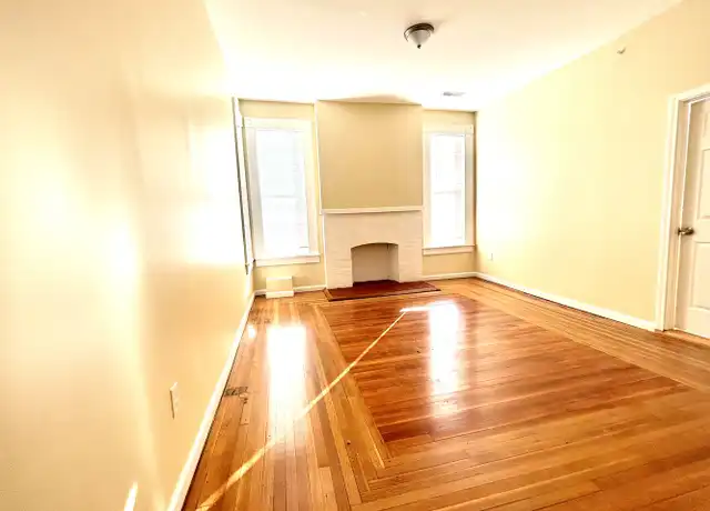 Property at 133 W Main St Unit 2K, Waterbury, CT, 06702, 1 bed, 1 bath, [object Object]