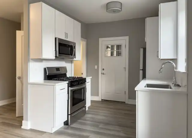 Property at 3937 N Janssen Ave Unit DS-2, Chicago, IL, 60613, 2 beds, 2 baths, [object Object]