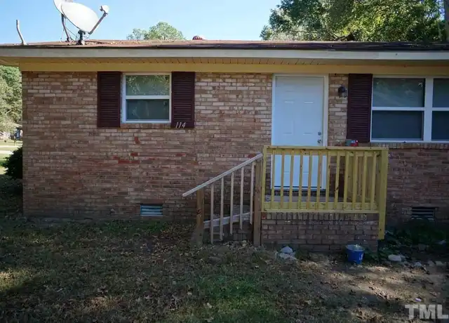 Property at 114 E McIver St, Zebulon, NC, 27597, 2 beds, 1 bath, [object Object]