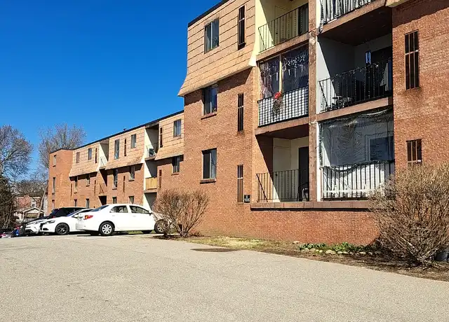 Property at Essex House - 136 Sheridan Ave, Pittsburgh, PA, 15202, 1 bed, 1 bath, [object Object]