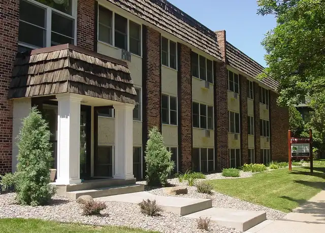 Property at Pleasant View - 2216 Pleasant Ave, Minneapolis, MN, 55404, 0-1 beds, 1 bath, [object Object]