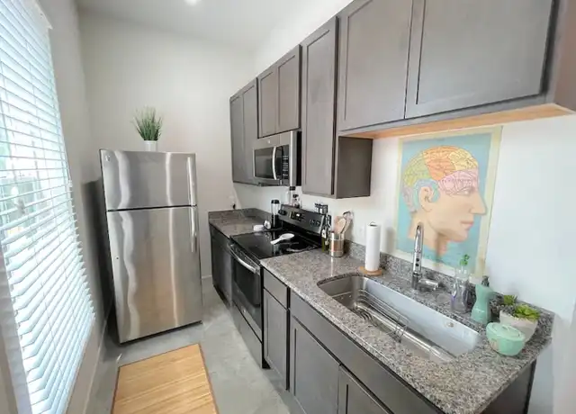 Property at 613 E Duffy Ln Unit B, Savannah, GA, 31401, 1 bed, 1 bath, [object Object]