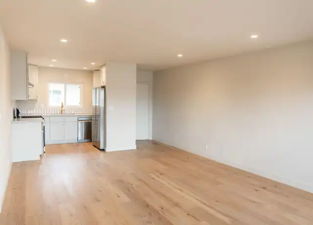 Property at 2727 Roosevelt St Unit 4, Carlsbad, CA, 92008, 2 beds, 1 bath, [object Object]