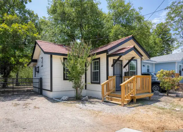 Property at 270 Oelkers, San Antonio, TX, 78204, 2 beds, 2 baths, [object Object]