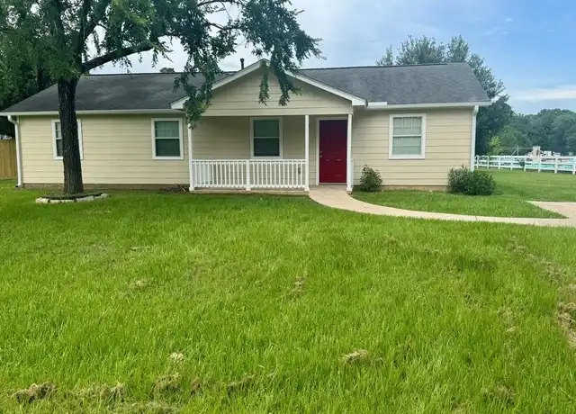 Property at 1592 Doctor Martin Luther King Junior Dr, Montgomery, TX, 77356, 3 beds, 2 baths, [object Object]