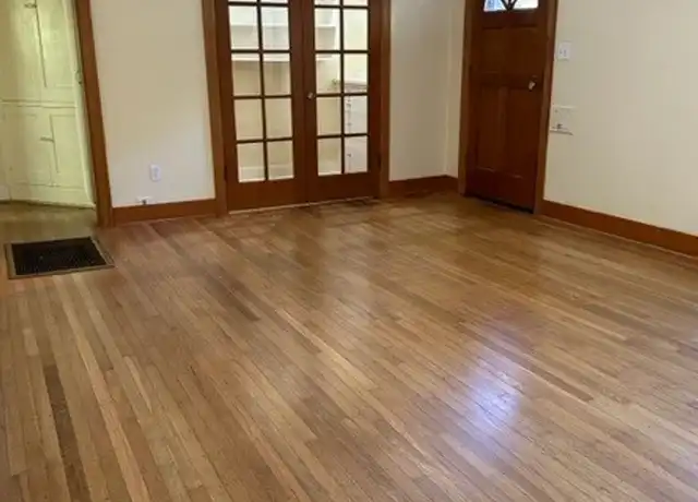 Property at 2441 E Burnside St, Portland, OR, 97214, 1 bed, 1 bath, [object Object]