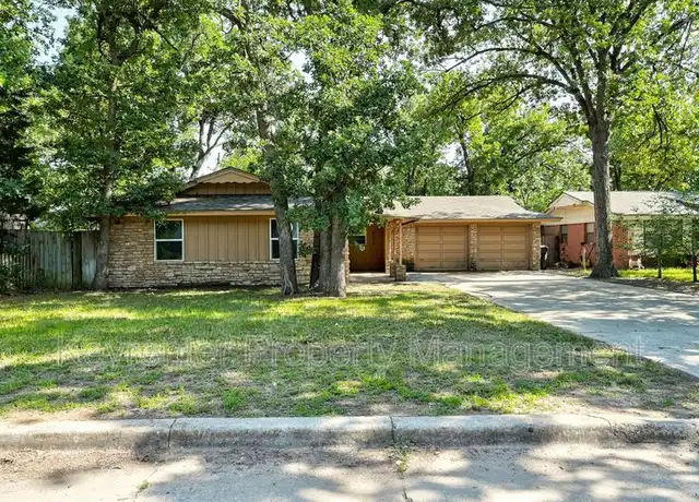 Property at 6004 NW 27th St, Oklahoma City, OK, 73127, 3 beds, 2 baths, [object Object]