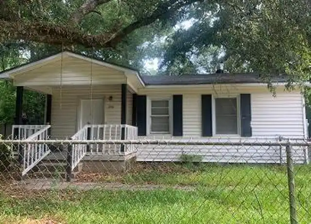 Property at 258 5th Ave, Chickasaw, AL, 36611, 3 beds, 1 bath, [object Object]