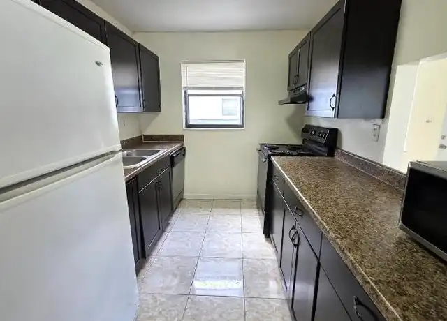 Property at 1850 N Congress Ave, West Palm Beach, FL, 33401, 1 bed, 1 bath, [object Object]