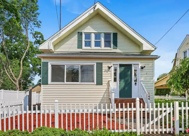 Property at 366 Suburban Ave, Fairfield, CT, 06825, 3 beds, 1.5 baths, [object Object]