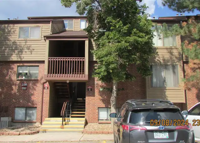Property at 220 Wright St #304, Lakewood, CO, 80228, 2 beds, 1 bath, [object Object]