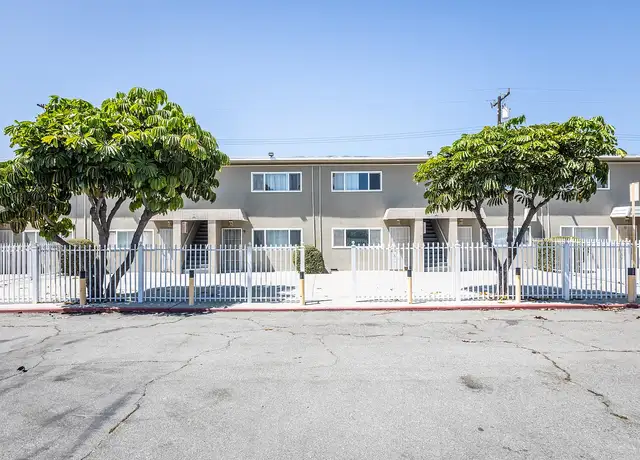 Photo of 15741 Blaine Ave, Bellflower, CA 90706