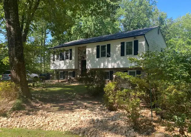 Property at 6 Fox St, Stafford, VA, 22556, 4 beds, 3 baths, [object Object]