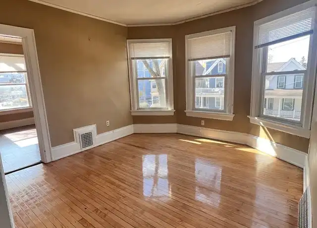 Property at 2407 N Farwell Ave #2409, Milwaukee, WI, 53211, 3 beds, 1 bath, [object Object]