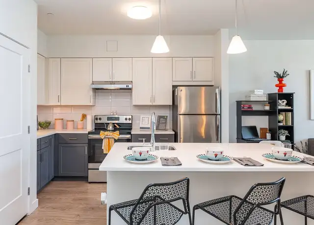 Photo of 10 Patriot Pkwy, Weymouth, MA 02190
