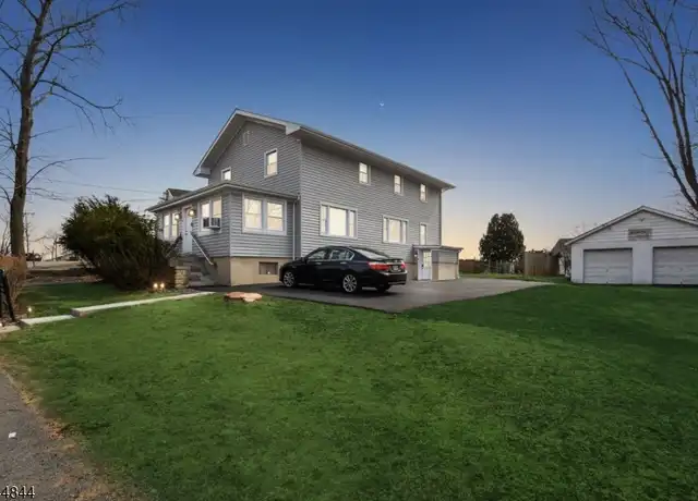 Property at 14 Walton Way Unit 3, Hopatcong, NJ, 07843, 3 beds, 1 bath, [object Object]
