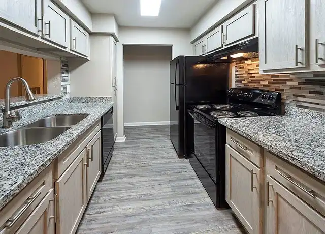Property at Gateway at Ellington - 15603 Gulf Fwy, Webster, TX, 77598, 1-2 bed, 1-2 bath, [object Object]