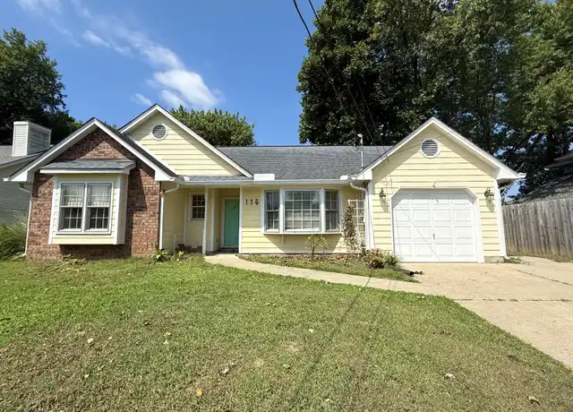Property at 135 Southern Trce, Hendersonville, TN, 37075, 3 beds, 2 baths, [object Object]