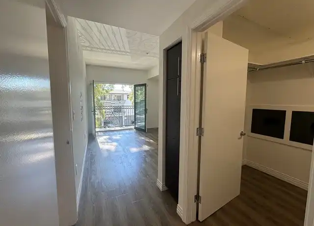 Property at Roberts Hall - 670 Kelton Ave, Los Angeles, CA, 90024, 1 bed, 1 bath, [object Object]
