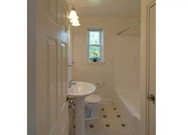 Photo of 2125 Cameron Dr, Dundalk, MD 21222