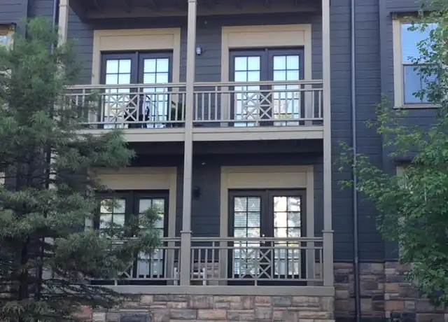 Property at 705 W Douglas St Unit 306, Fayetteville, AR, 72701, 1 bed, 1 bath, [object Object]