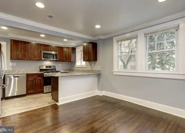 Property at 811 Thayer Ave #2, Silver Spring, MD, 20910, 2 beds, 2 baths, [object Object]