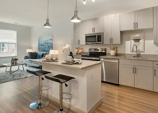 Property at Viridium - 1000 Annapolis Way, Woodbridge, VA, 22191, 1 bed, 1 bath, [object Object]