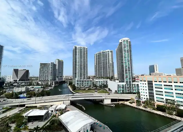 Property at 31 SE 5th St #1605, Miami, FL, 33131, 1 bed, 1 bath, [object Object]