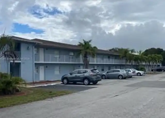 Property at 617 Ixoria Ave #2, Fort Pierce, FL, 34982, 2 beds, 2 baths, [object Object]