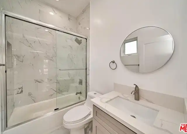 Property at 1108 Queen Anne Pl Unit 1/2, Los Angeles, CA, 90019, 4 beds, 5 baths, [object Object]