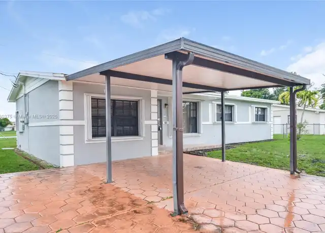 Property at 921 NW 202nd St, Miami, FL, 33169, 3 beds, 2 baths, [object Object]