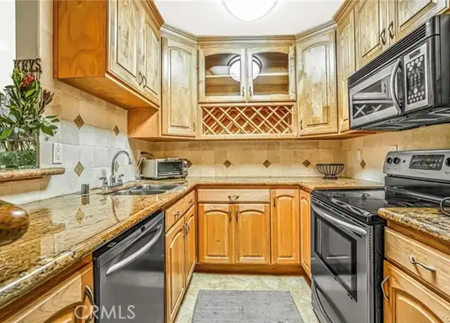Property at 650 The Village #204, Redondo Beach, CA, 90277, 1 bed, 1 bath, [object Object]