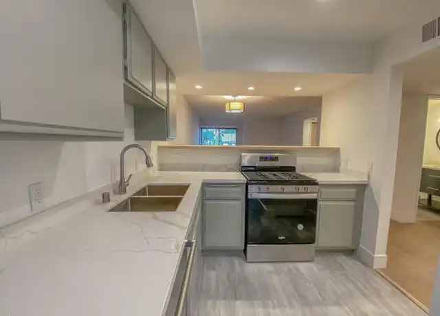 Property at 3239 Altura Ave Unit 5, Glendale, CA, 91214, 2 beds, 2 baths, [object Object]